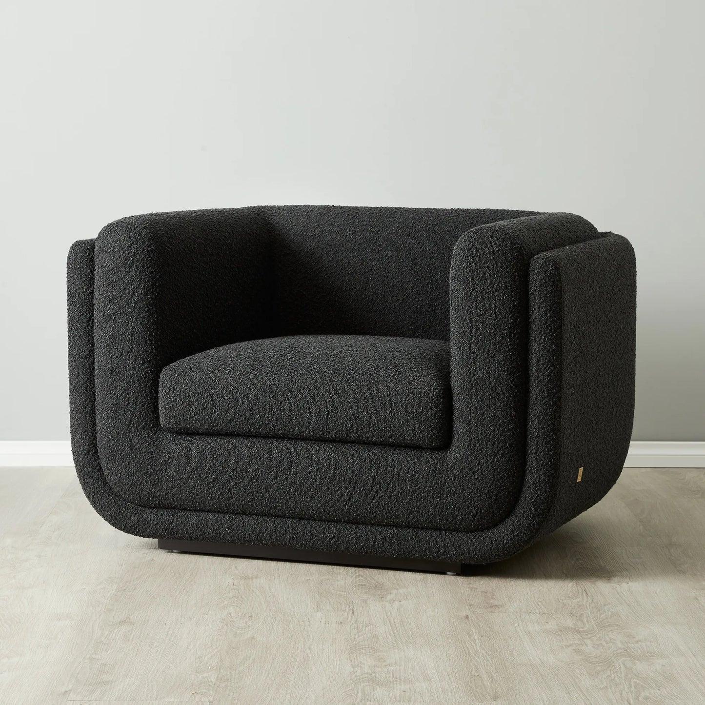 Transitional Premium Occasional Chair Black