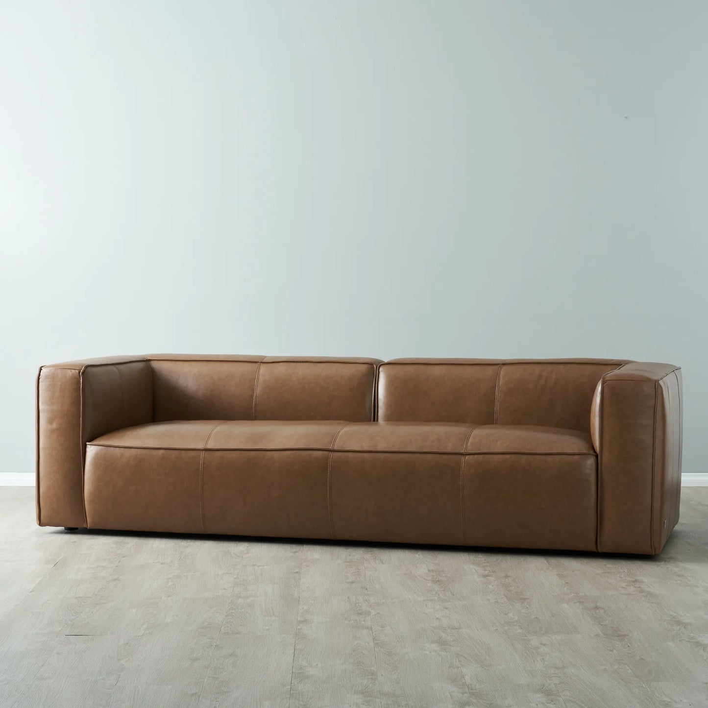 Luxurious Vintage Tan Leather 4-Seater Sofa